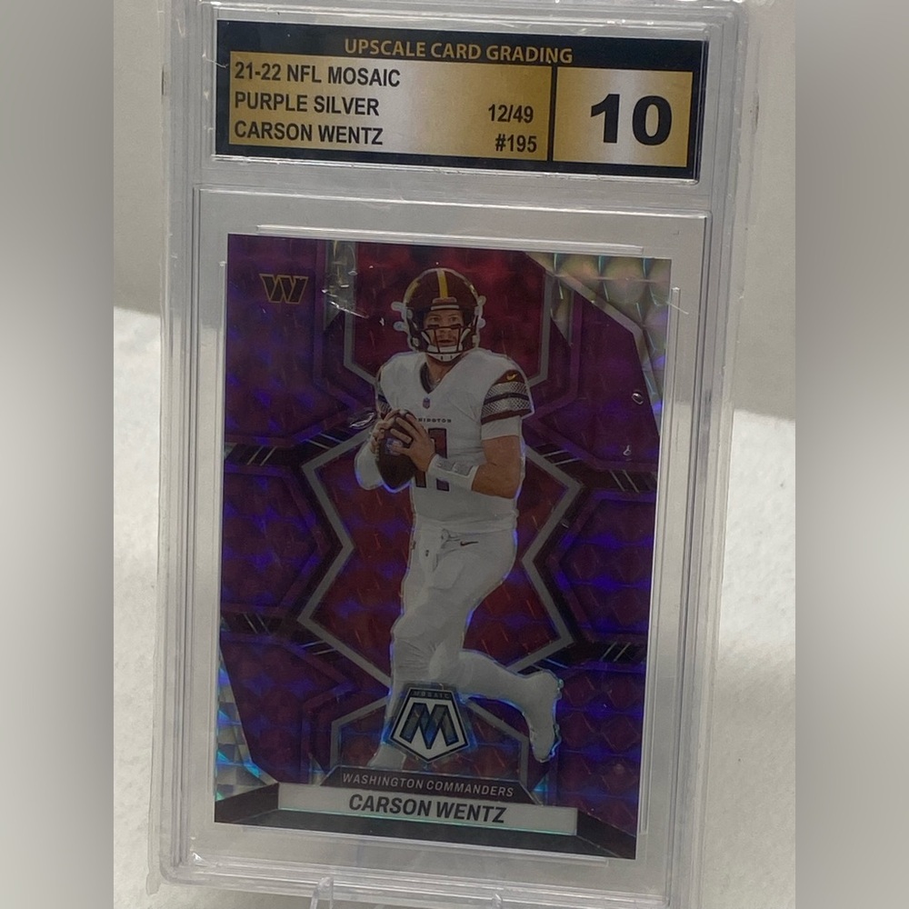Carson Wentz Purple Silver 21-22 NFL Mosaic Card 12/49 Upscale Grading 10